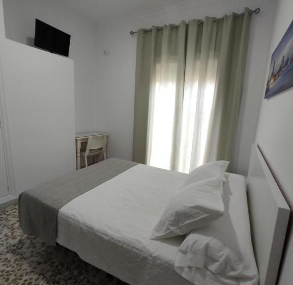 اتاق استاندارد با بالکن, Hostal Mellizo