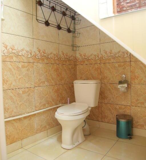 트리플 클래식 룸, Hostel Gulsara