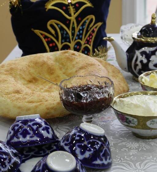 디럭스 트리플 룸, Hostel Gulsara