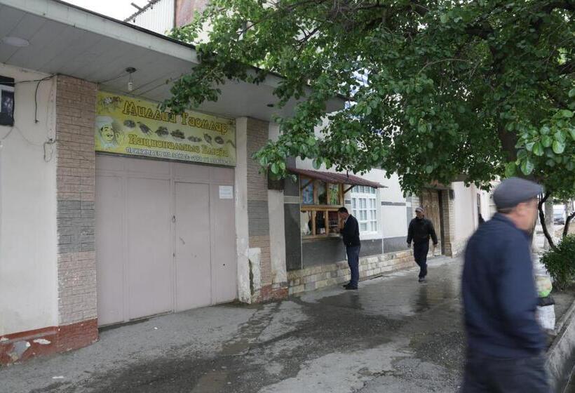 디럭스 트리플 룸, Hostel Gulsara