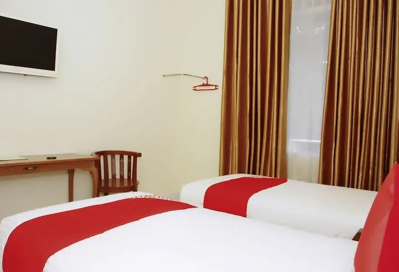 اتاق لوکس, Oyo 236 Penginapan Rumah Hijau