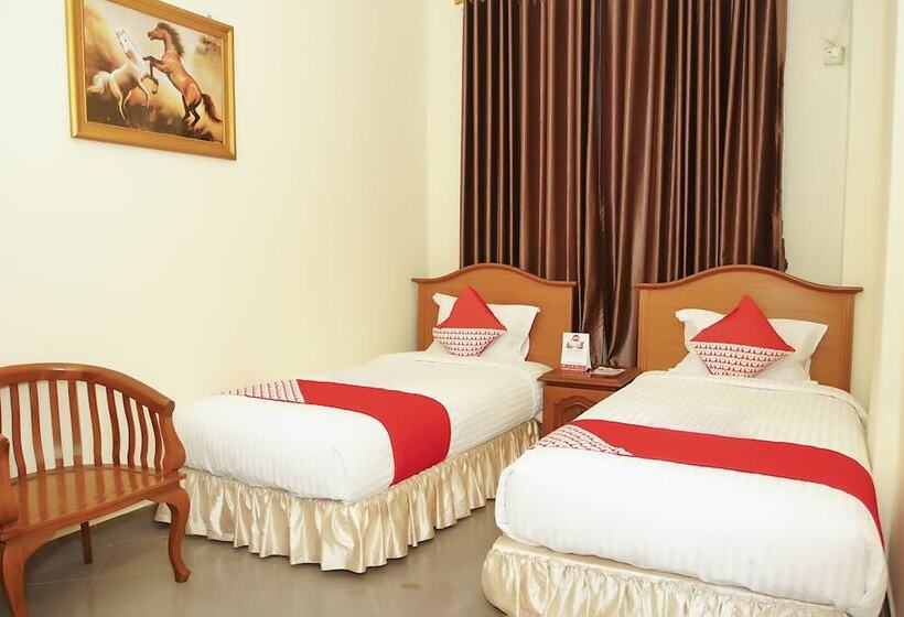 デラックスルーム, Oyo 236 Penginapan Rumah Hijau