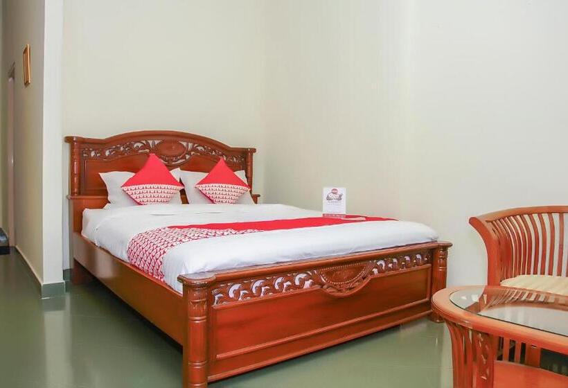 デラックスルーム, Oyo 236 Penginapan Rumah Hijau