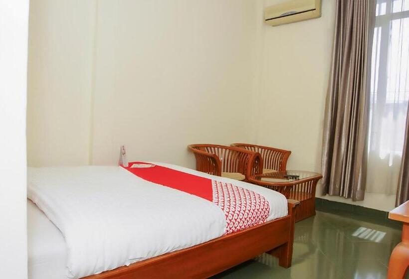 デラックスルーム, Oyo 236 Penginapan Rumah Hijau
