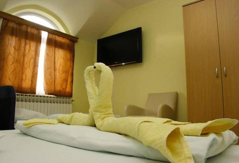 اتاق استاندارد, Motel Magistrala