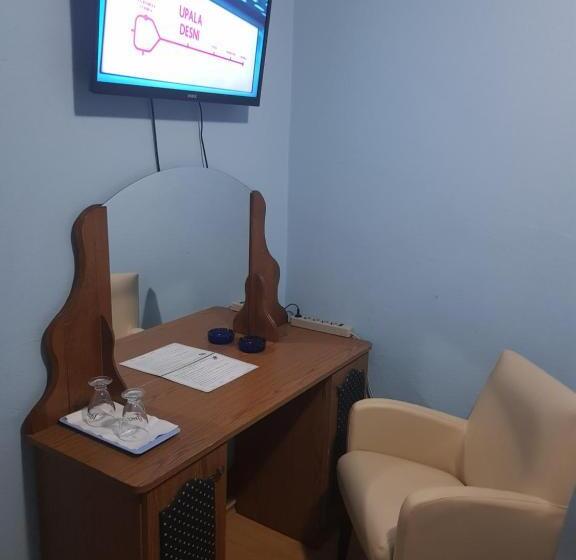 اتاق استاندارد یک نفره, Motel Magistrala