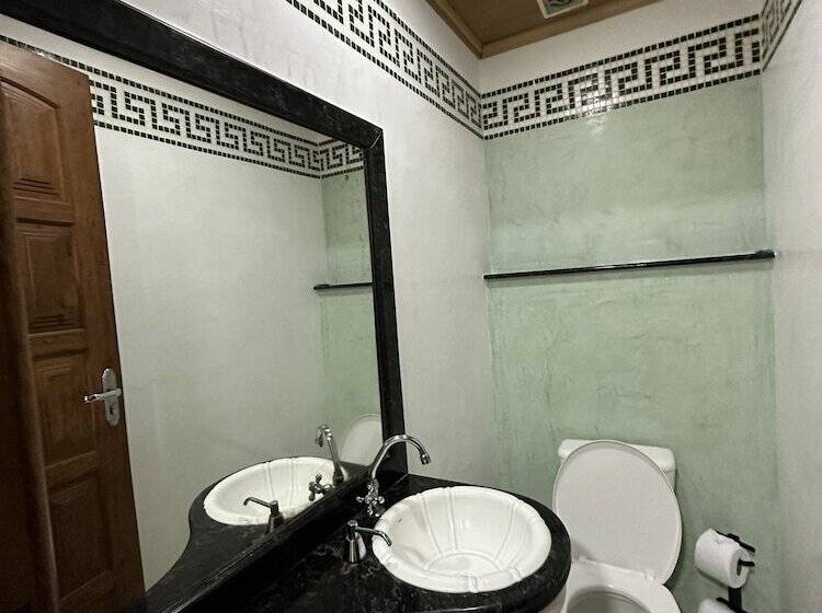 Четырехместный Номер Стандарт, Flor De Limão Hotel Boutique