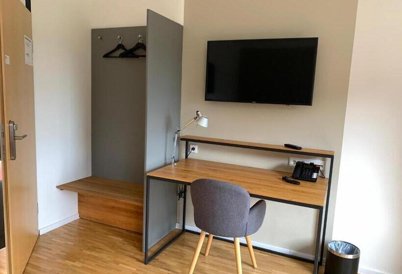 חדר סטנדרט, Damme