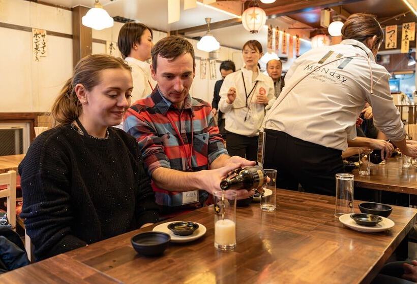 Номер Стандарт, Monday Tokyo Nishikasai