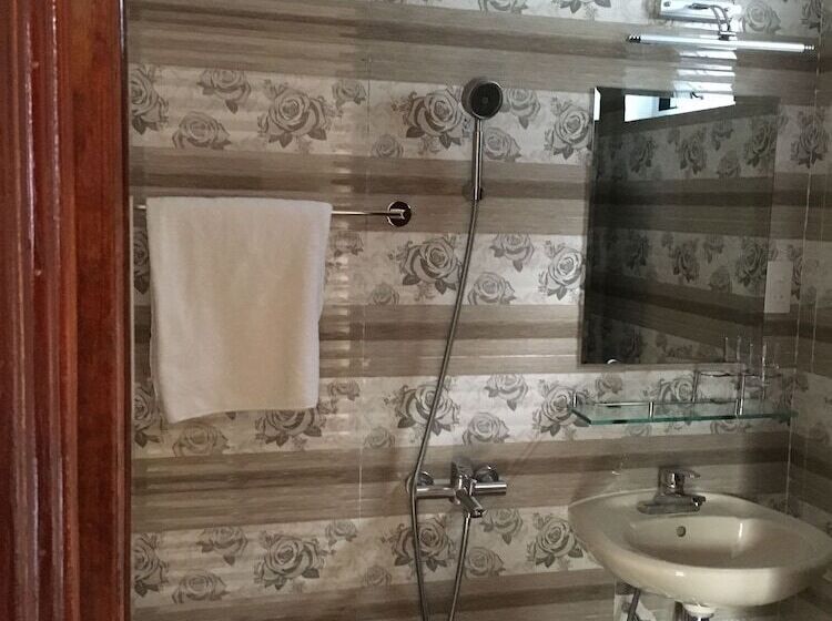 اتاق استاندارد, Maily Hostel