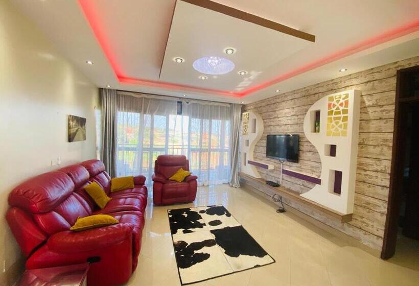 1 Bedroom Apartment Lake View, Trendy Apartments