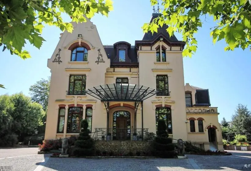 キングサイズベッドのスーペリアルーム, Le Manoir De La Mantille