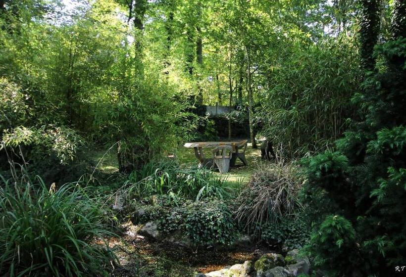 Номер Superior Кровать Кинг, Le Manoir De La Mantille
