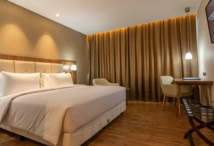 Habitació Superior, Avenzel Hotel & Convention Cibubur