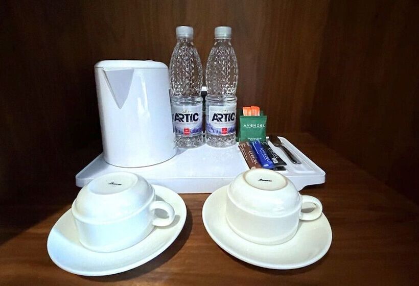 חדר דלוקס, Avenzel Hotel & Convention Cibubur