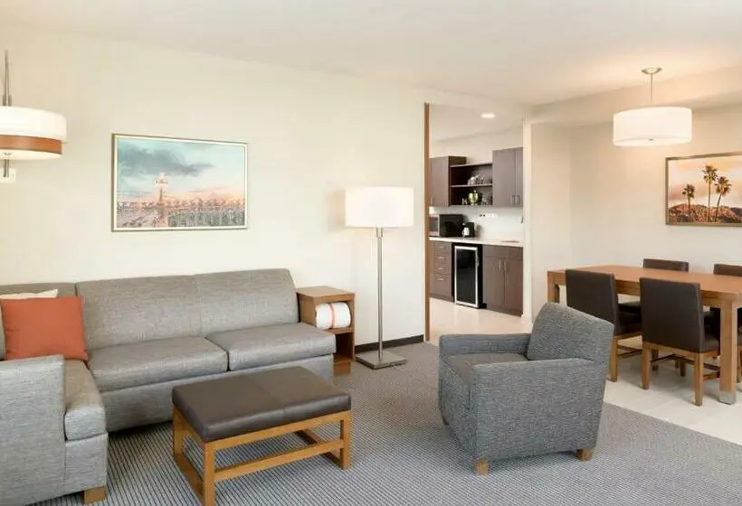 キングサイズベッドのスイートルーム, Hyatt Place Pasadena