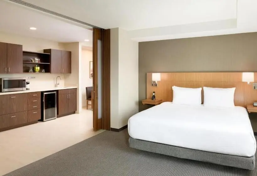 キングサイズベッドのスイートルーム, Hyatt Place Pasadena
