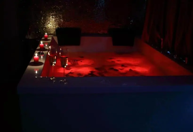 バスタブ付きスタンダードルーム, Meliss Events