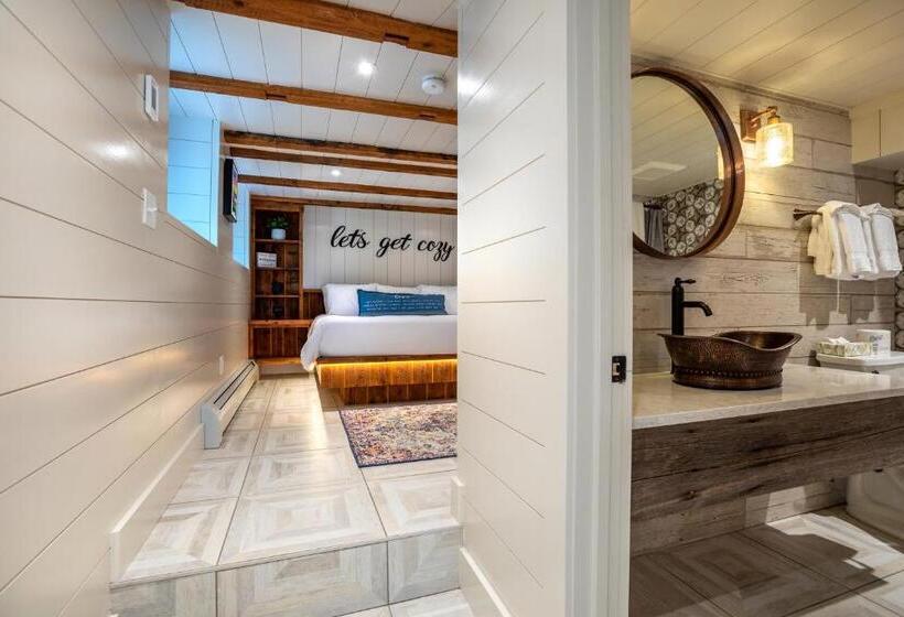 جناح ديلوكس سرير كينج, The Barnstead Inn