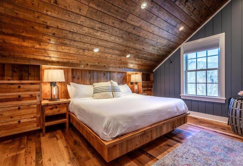 غرفة سوبيريور سرير كينج, The Barnstead Inn