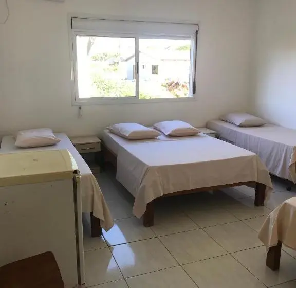 スタンダード4人部屋, Apart Hotel Alegrete