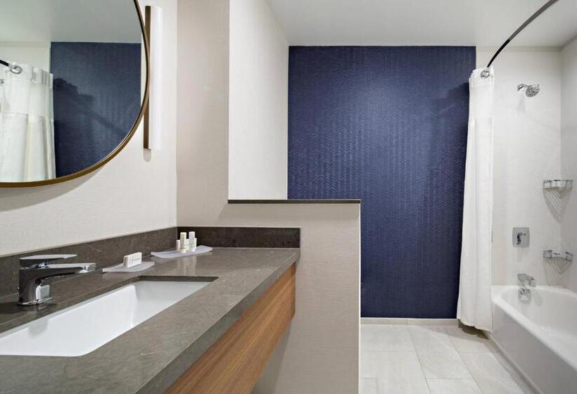 غرفة قياسية سرير كينج, Fairfield Inn & Suites By Marriott Fayetteville