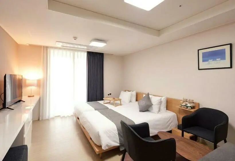 デラックスルーム, Geoje Leein Stay