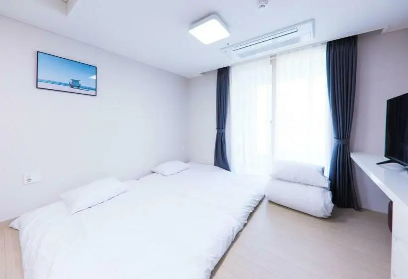 デラックスルーム, Geoje Leein Stay