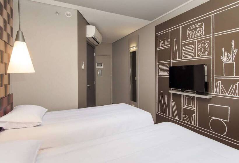 스탠다드 룸, Ibis Cúcuta