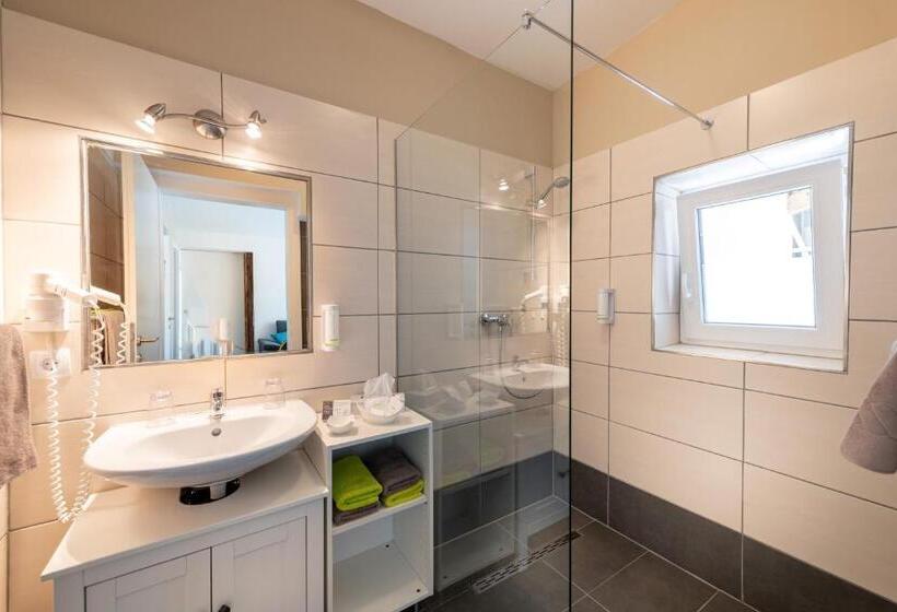 סוויטה, Landhotel Anna