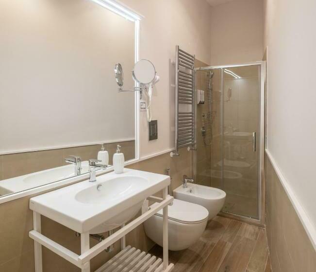 شقة غرفة واحدة, Rainbow Suite