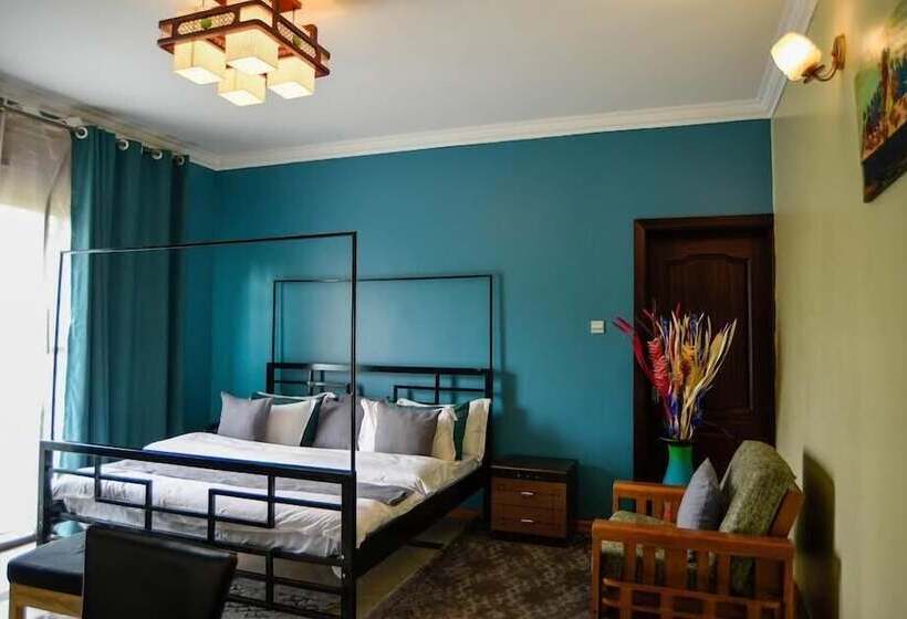 اتاق اجرایی, Shine Country Resort Hotel   Hostel