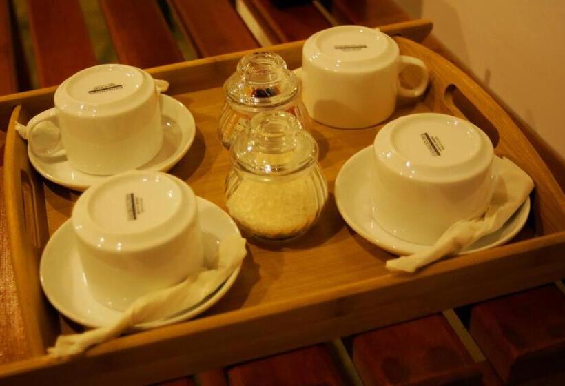 Номер Стандарт Вид на Сад, Hasthi Safari Cottage