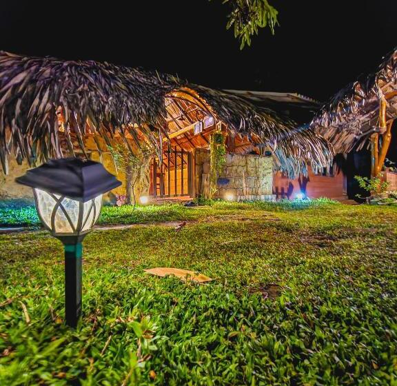 Четырехместный Номер Стандарт Вид на Сад, Hasthi Safari Cottage