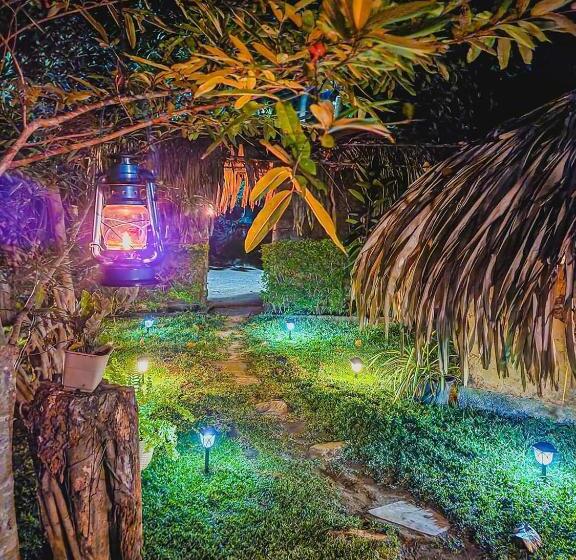 Четырехместный Номер Стандарт Вид на Сад, Hasthi Safari Cottage