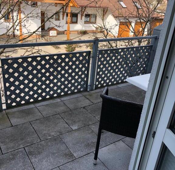 带1个卧室的带阳台的公寓, Landhaus Monika