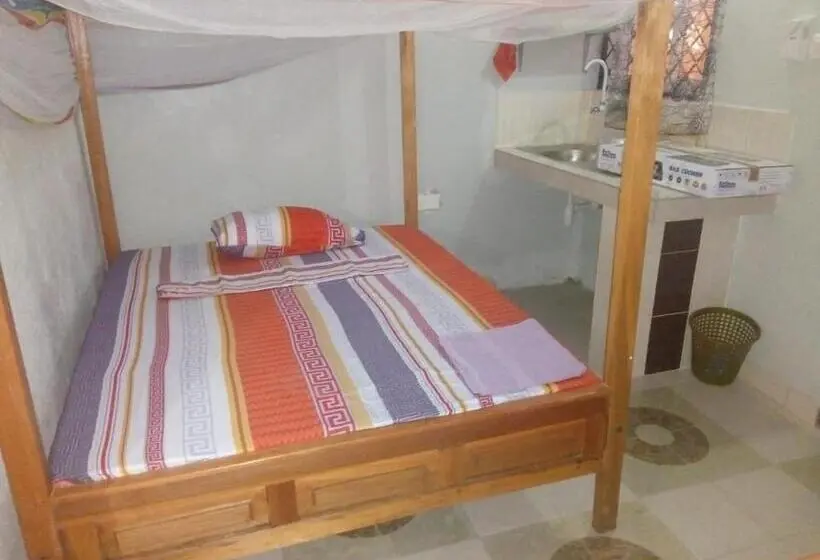 استودیوی استاندارد, Viriko Boarding House