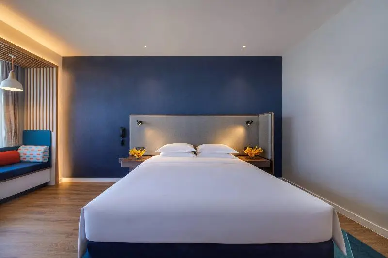 キングサイズベッドのスタンダードルーム, Holiday Inn Express Xiamen Airport Zone, An Ihg