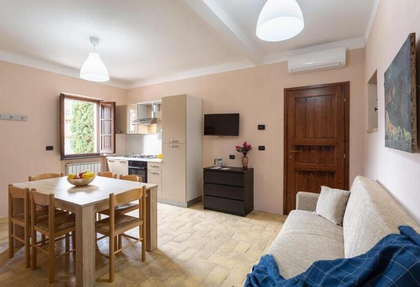 דירת חדר סופריור, Gh Borgo Pulciano Agriturismo