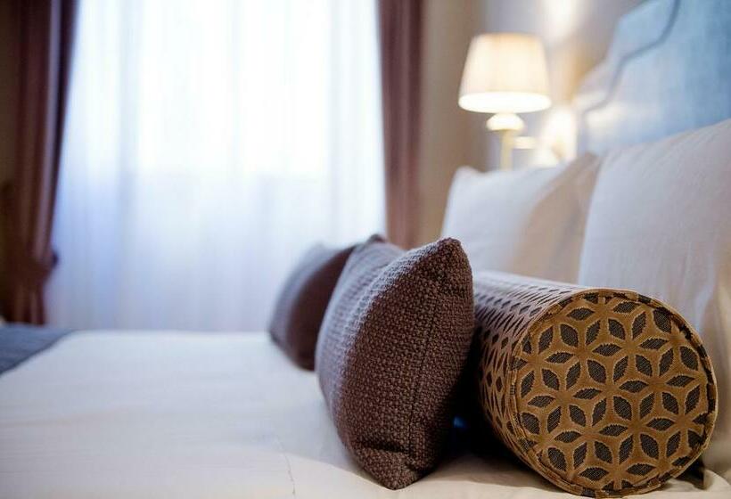 חדר סופריור, San Gemini Palace