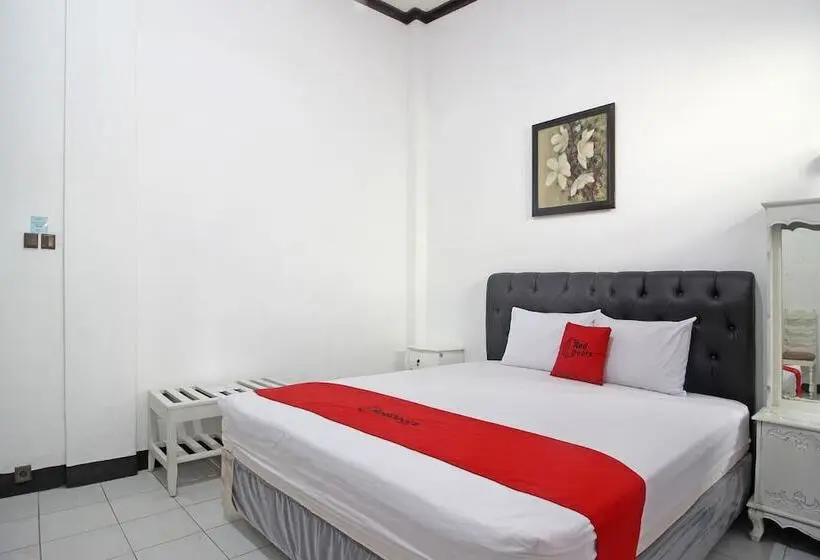 デラックスルーム, Reddoorz Plus @ Taman Siswa 3