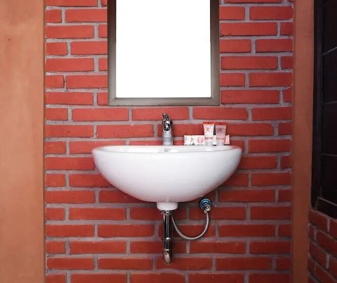 スタンダードシングルルーム, Kebon Krapyak Cottage Syariah Mitra Reddoorz Near Stadion Maguwoharjo
