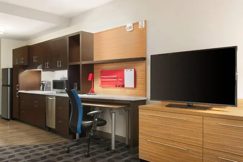 استودیوی استاندارد با تخت دو نفره بزرگ, Towneplace Suites By Marriott Dubuque Downtown