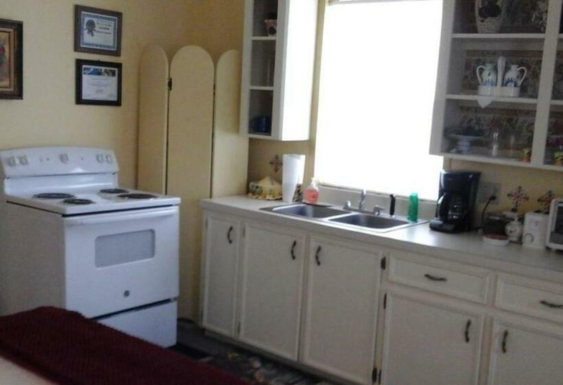 豪华房间, Kelumac Christmas Tree Farm B&b