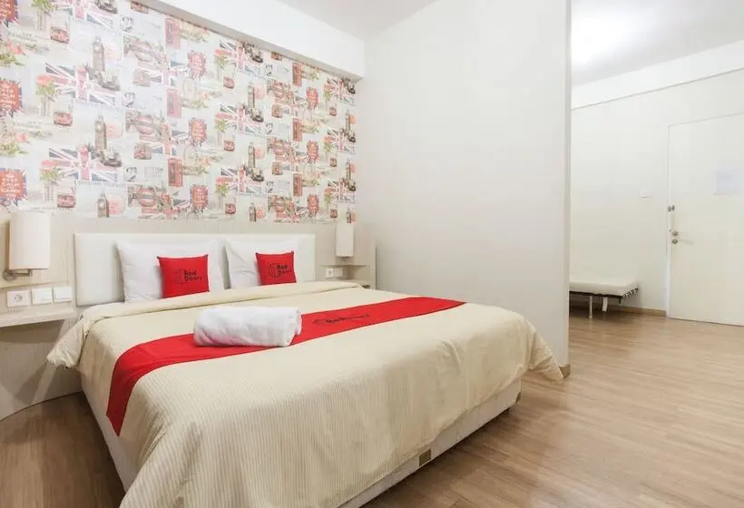 Standart Oda, Reddoorz Plus At Riverside Malang
