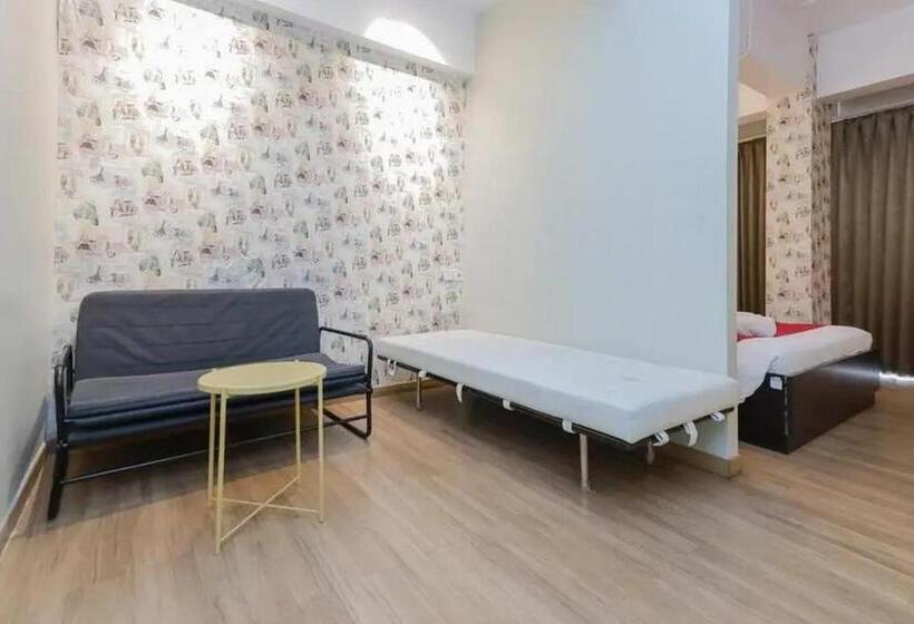 スイート（家族用）, Reddoorz Plus At Riverside Malang