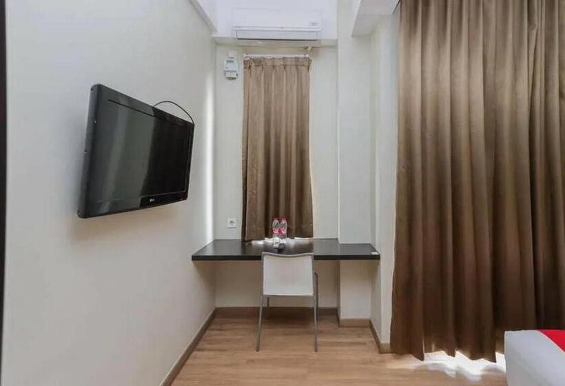 Номер Стандарт, Reddoorz Plus At Riverside Malang