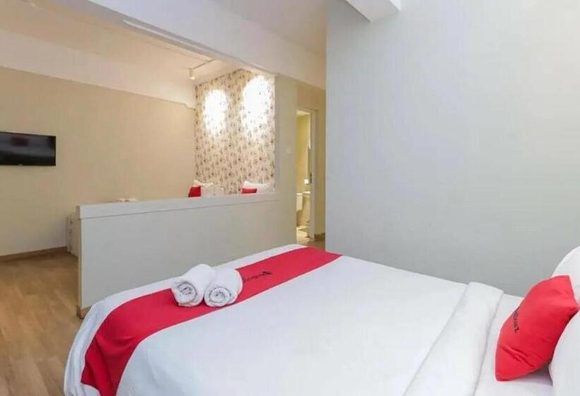 Family Suite, Reddoorz Plus At Riverside Malang