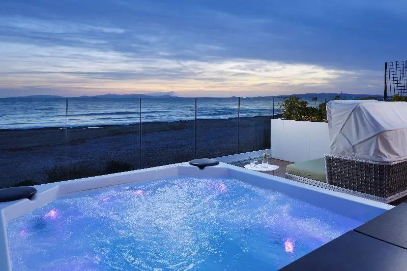 1-Bedroom Villa Sea View