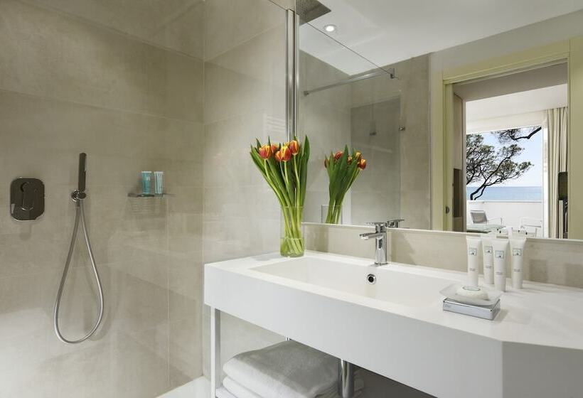 オーシャンビュースーペリアールーム, The Sense Experience Resort